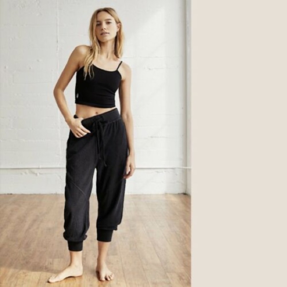 Free people movement radiant joggers (matching set)